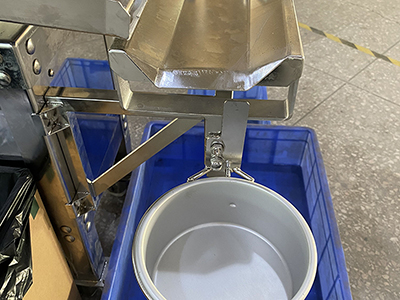 501A Egg Breaking and Separating Machine